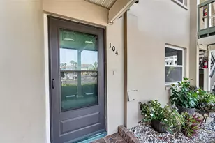 1028 Apollo Beach Blvd, Apollo Beach, FL 33572 - Photo 9