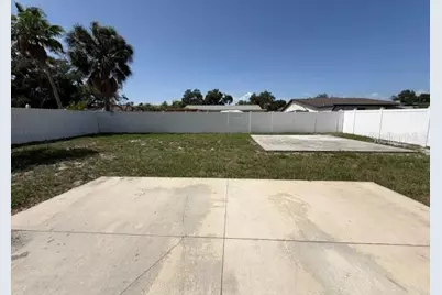 7904 Woodvine Circle, Tampa, FL 33615 - Photo 21