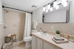 6314 Newtown Cir, Tampa, FL 33615 - Photo 15