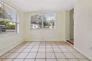 5225 Peach Ave, Seffner, FL 33584 - Photo 9