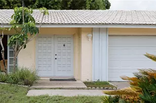 2132 Portside Passage, Palm Harbor, FL 34685 - Photo 3