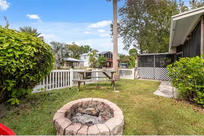 5527 Darlene Street, Weeki Wachee, FL 34607 - Photo 43