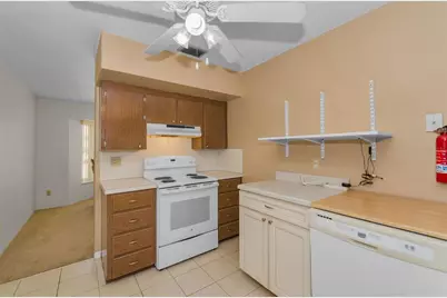 5992 32nd Avenue N, Saint Petersburg, FL 33710 - Photo 17