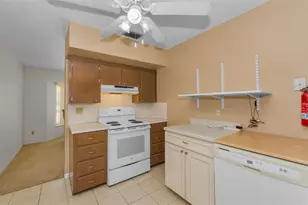 5992 32nd Ave N, Saint Petersburg, FL 33710 - Photo 17