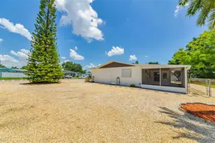 5992 32nd Ave N, Saint Petersburg, FL 33710 - Photo 35