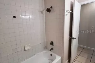 8518 N Lynn Ave, Tampa, FL 33604 - Photo 17