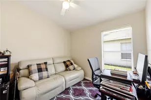 18165 Canal Pointe St, Tampa, FL 33647 - Photo 15