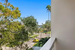 1200 N Shore Dr NE, Saint Petersburg, FL 33701 - Photo 5
