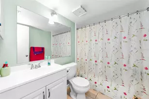 2575 Pine Ridge Way S, Palm Harbor, FL 34684 - Photo 13
