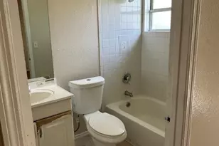 3613 E Chelsea St, Tampa, FL 33610 - Photo 33