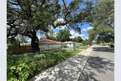 3613 E Chelsea Street, Tampa, FL 33610 - Photo 3