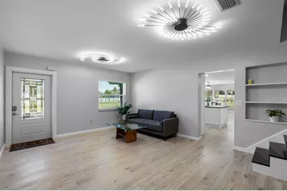 4038 Harrisburg, Saint Petersburg, FL 33703 - Photo 5