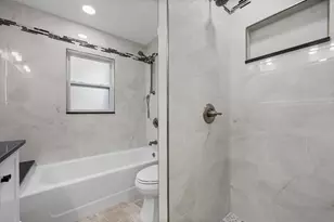4038 Harrisburg, Saint Petersburg, FL 33703 - Photo 21