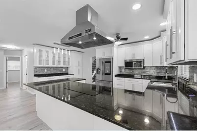 4038 Harrisburg, Saint Petersburg, FL 33703 - Photo 7