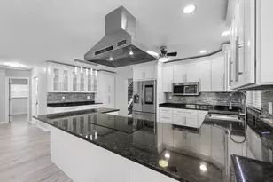4038 Harrisburg, Saint Petersburg, FL 33703 - Photo 7