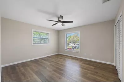 4038 Harrisburg, Saint Petersburg, FL 33703 - Photo 33