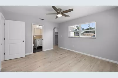 4038 Harrisburg, Saint Petersburg, FL 33703 - Photo 15