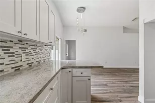 2604 W Kirby St, Tampa, FL 33614 - Photo 15