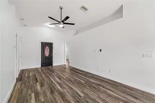 2604 W Kirby St, Tampa, FL 33614 - Photo 7