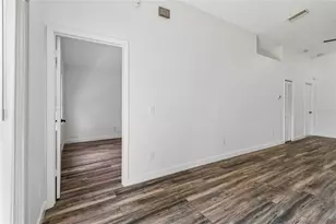 2604 W Kirby St, Tampa, FL 33614 - Photo 19