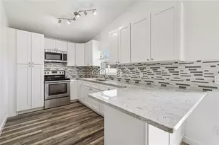 2604 W Kirby St, Tampa, FL 33614 - Photo 9