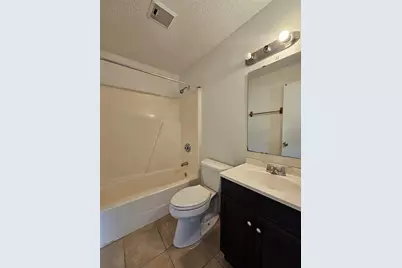 247 Thorn Tree Place #247, Brandon, FL 33510 - Photo 9