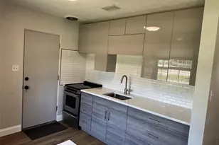 2845 9th Ave N, Saint Petersburg, FL 33713 - Photo 5