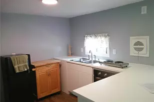 6250 Connecticut St, Zephyrhills, FL 33542 - Photo 5