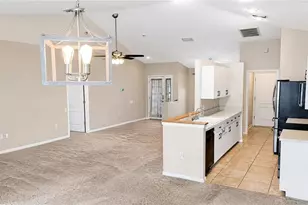 12021 68th St, Largo, FL 33773 - Photo 5