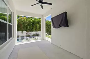 312 35th Ave NE, Saint Petersburg, FL 33704 - Photo 79