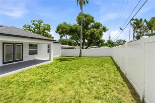 4250 Oak Bluff Ave, Holiday, FL 34691 - Photo 11