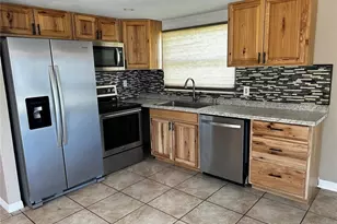 7335 Gulf Highlands Dr, Port Richey, FL 34668 - Photo 5