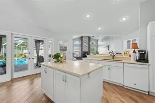 2782 Scobee Dr, Palm Harbor, FL 34683 - Photo 19