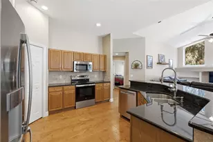 4704 Red Warbler Ln, Valrico, FL 33596 - Photo 15