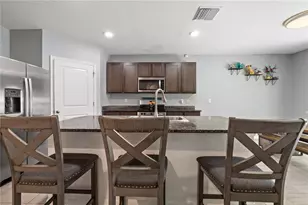 9210 Watolla Dr, Thonotosassa, FL 33592 - Photo 5