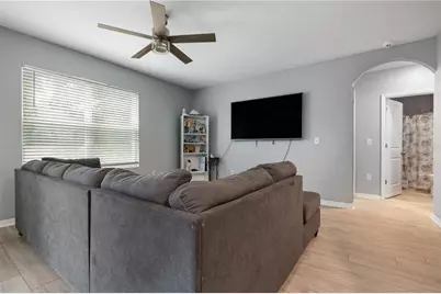 9210 Watolla Drive, Thonotosassa, FL 33592 - Photo 9