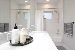655 12th Ave S, Saint Petersburg, FL 33701 - Photo 17