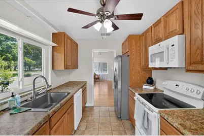 2850 9th Avenue N, Saint Petersburg, FL 33713 - Photo 15