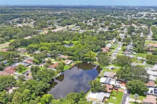 10681 Seminole Forest St E, Seminole, FL 33778 - Photo 5