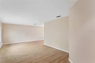10681 Seminole Forest St E, Seminole, FL 33778 - Photo 65