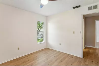 10681 Seminole Forest Street E, Seminole, FL 33778 - Photo 37