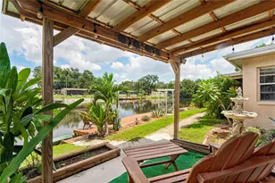 10681 Seminole Forest St E, Seminole, FL 33778 - Photo 3