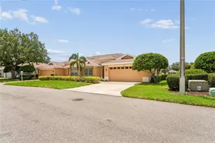 2208 Worthington Greens Dr, Sun City Center, FL 33573 - Photo 27