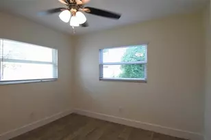 2511 W Violet St, Tampa, FL 33614 - Photo 17