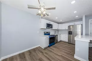 3295 Fox Chase Circle N, Palm Harbor, FL 34683 - Photo 17