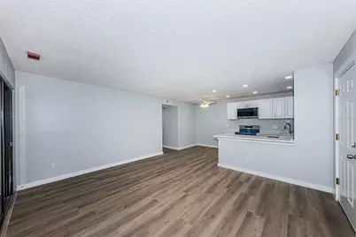 3295 Fox Chase Circle N #107, Palm Harbor, FL 34683 - Photo 13