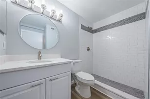 3295 Fox Chase Circle N, Palm Harbor, FL 34683 - Photo 29