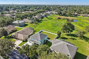 205 Rosana Dr, Brandon, FL 33511 - Photo 7
