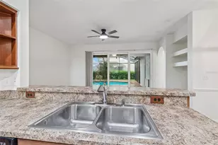 5306 Waterleaf Ct, Valrico, FL 33596 - Photo 21