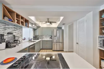 1279 86th Avenue N, Saint Petersburg, FL 33702 - Photo 15